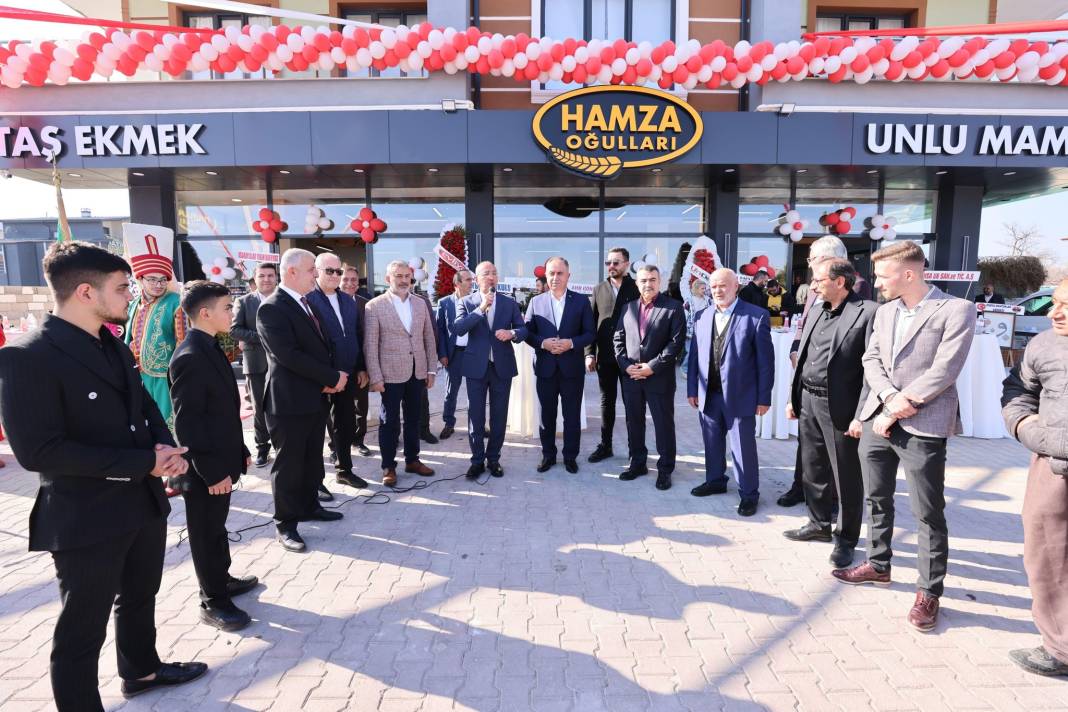 Hamzaoğulları Unlu Mamulleri törenle açıldı 2